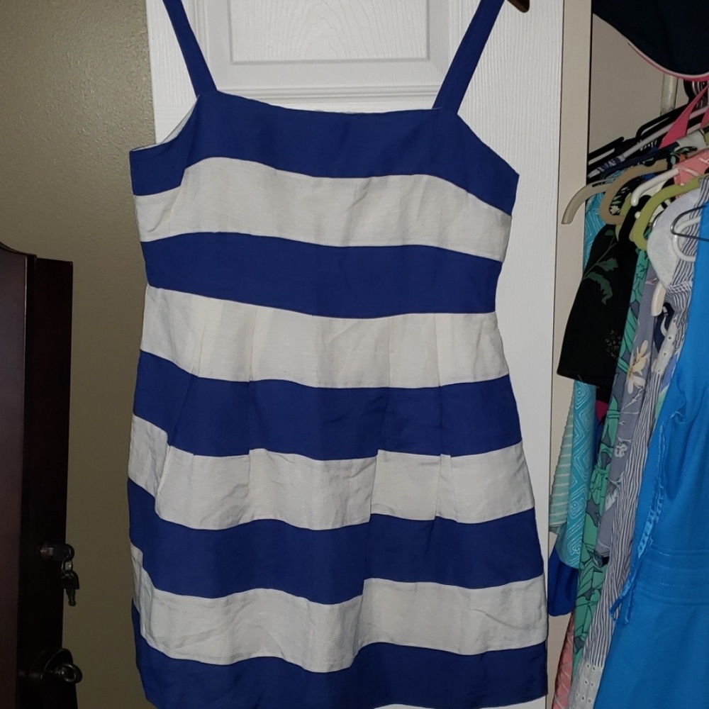 Ann taylor loft blue and white dress 10 petite